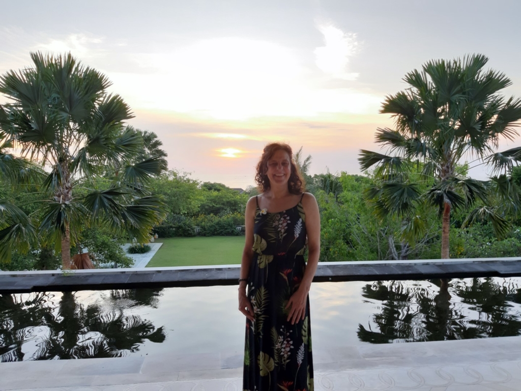 Pool mit Gartenblick im Jumeirah Bali